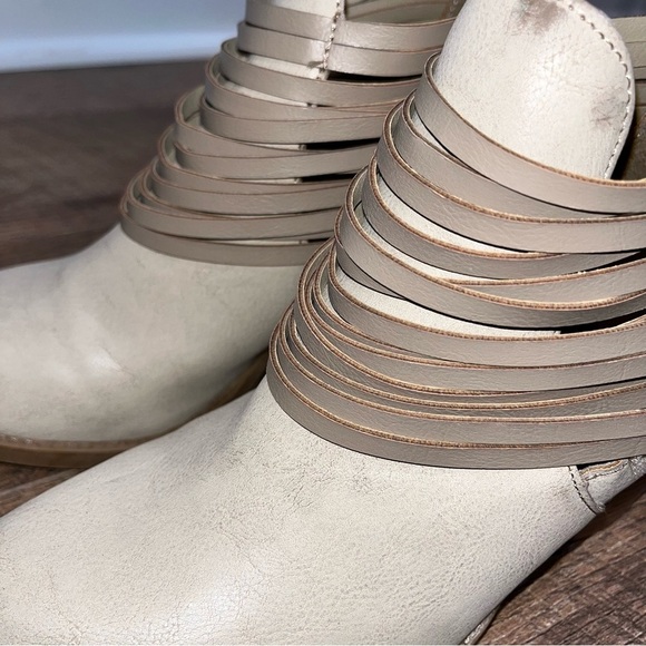 Rampage Verna Strappy Booties in Creamy Tan - Picture 7 of 11